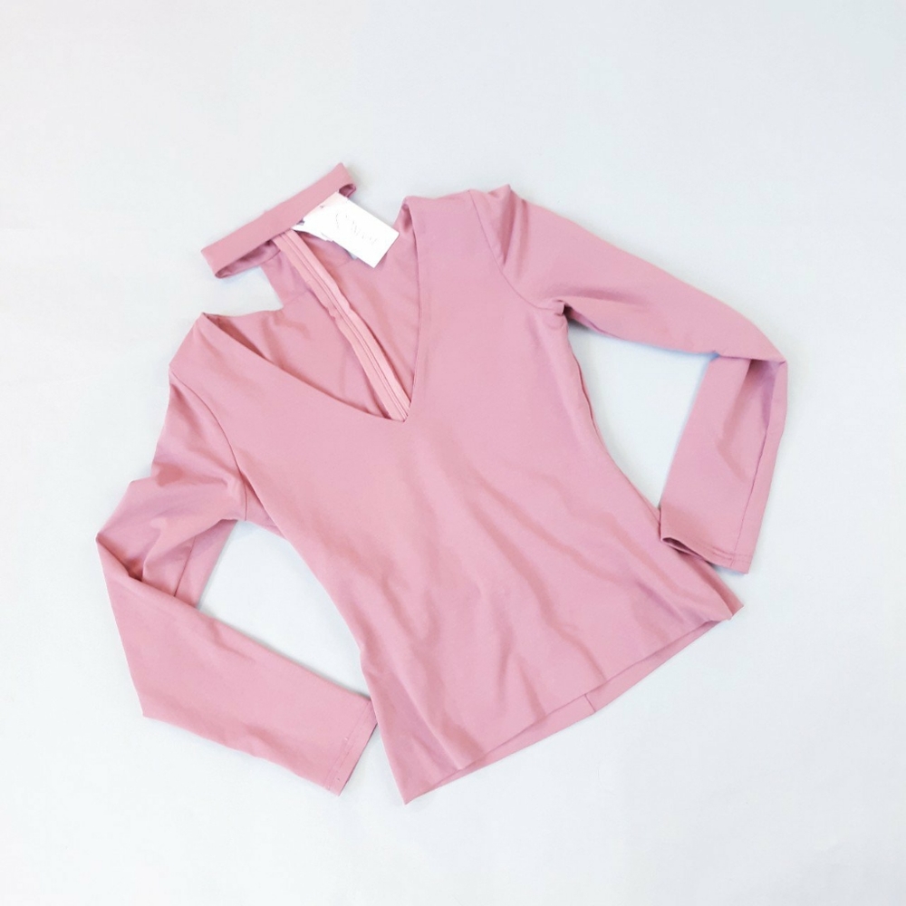 Sold Soft mauve cut out plunging stretchy boho top - Picture 2 of 4